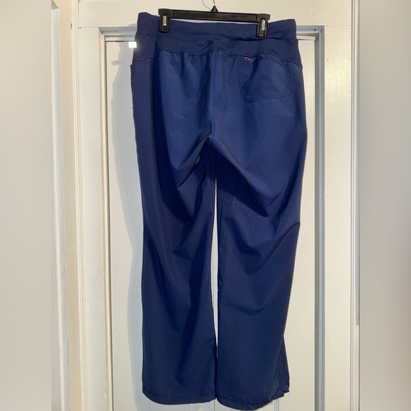 Cherokee Infinity Scrub Pants Womens
Size Large - Style 1123A - Picture 2 of 3